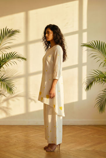 Ivory Yellow Hand Block Heart Printed Round Neck, High-Low Cotton Kurta with Pants Set of 2