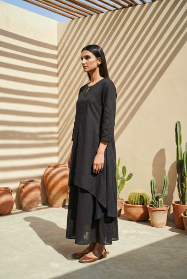 Black Round Neck, Front Button Placket Double Layer High-Low Cotton Kurta