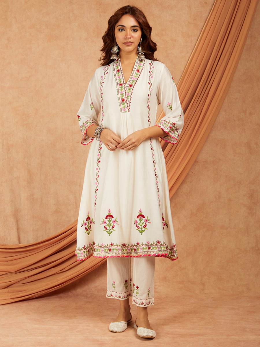 Day 1: The Grace of Purity: Start Navratri with a Divine White Kurta or Suit Set
